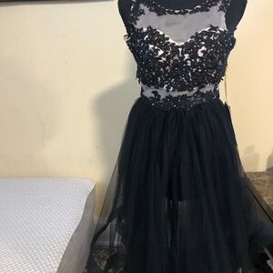 Elegant Black Lace Dress